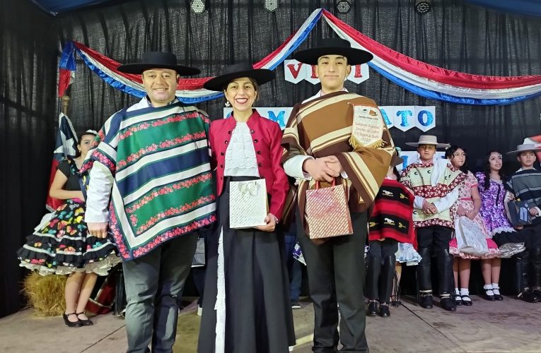 Se realizó nuestro «VIII Campeonato de Cueca Inter escolar»en  colegio  Santa  cruz  de  Laja